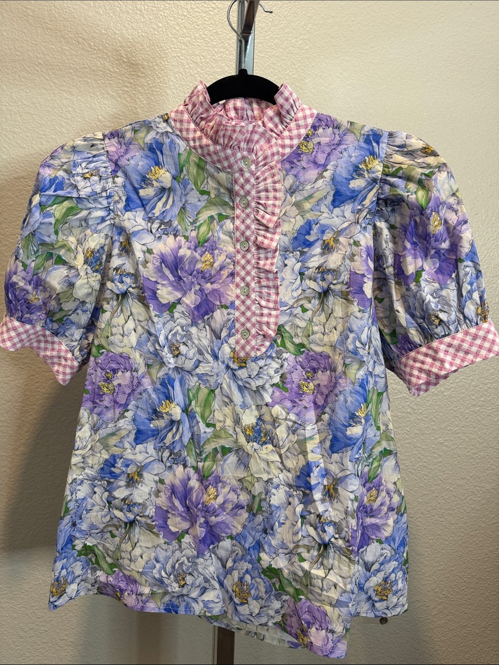 entro Purple Blue Floral Puff Sleeve Blouse with Pink Gingham Trim